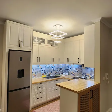 Blu Horizon In * Vlorë